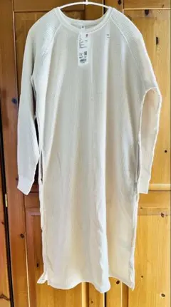 【未使用品】UNIQLO KIDSワンピース　160cm ワッフル長袖ワンピース