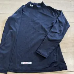 アンダーアーマー　 ブラック アンダーシャツ　140 YMD ヒートギア