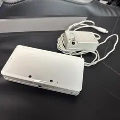 Nintendo 3DS 本体 ホワイト 充電器付き