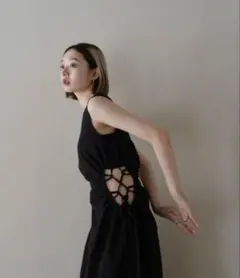 Y*.様 【Uenui】ウエストサイドホールワンピース