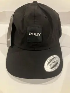 OAKLEY メンズ　キャップ ブラック　 新品未使用のサムネイル