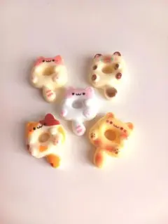 ５個　デコレーションパーツ ドーナツ　ねこ