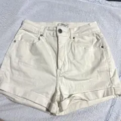 FOREVER 21 ホワイト デニム ショートパンツ　US24のサムネイル