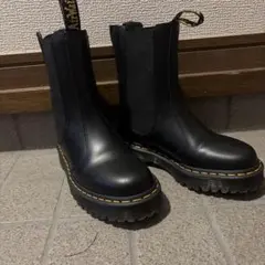 ドクターマーチン　バック　ジップアップ