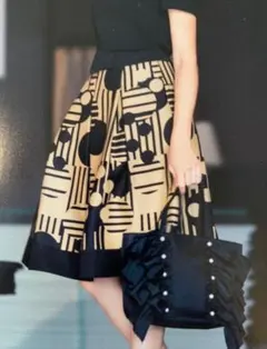 【新品】M's GRACY 幾何学模様　フレアスカート 38