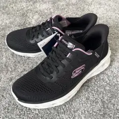 【タグ付き新品】SKECHERS Swift FIT レディーススニーカー
