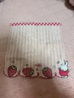 Item thumbnail for item 71148456-6eda-42f6-88d2-ee2ae1d85abd