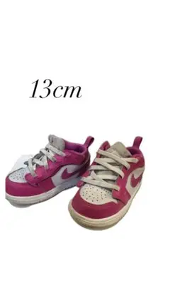 ナイキ ジョーダン　スニーカー 13cm ピンク/ホワイト