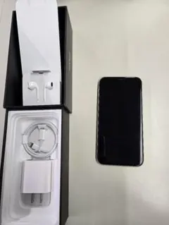 Apple iPhone 11 Pro 64GB シルバーsimフリー付属品あり