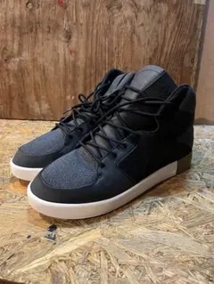 adidas Originals Tubular Invaderのサムネイル
