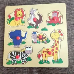 木製動物パズル 赤いつまみ付き