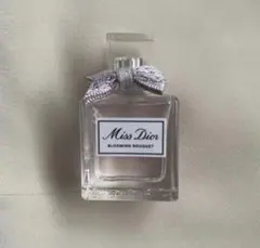 Miss Dior ディオール ブルーミングブーケ5ml 香水
