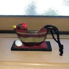 ハンドメイド 布製 鶏の置物 卵付き