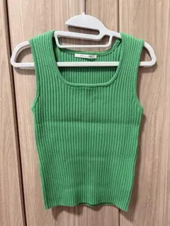 リブ編み グリーン タンクトップ