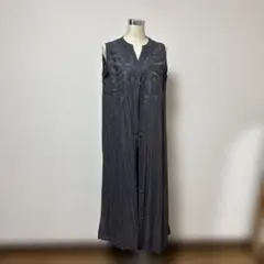 刺繍入りノースリーブロングシャツワンピース グレー
