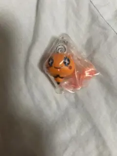 たまごっち　ガチャガチャ　めめっち　カラフルマルチチャーム