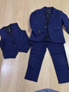 SS&NH フォーマルスーツ 3点セット ネイビー　110cm