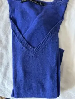 ロイヤルブルー ニット