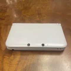 ⭐︎ ニンテンドー3DS LL ホワイト　ジャンク品⭐︎