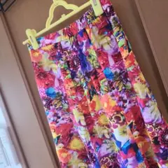 GU フラワープリント フレアスカート