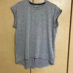 バックオープンデザイン グレー半袖Tシャツ