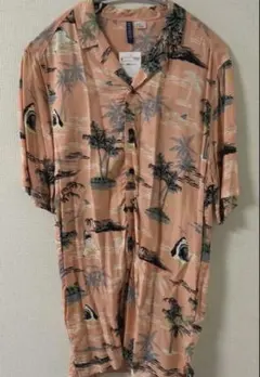 H&M DIVIDED アロハシャツ ピンク ヤシの木柄 XS サメ　ビーチのサムネイル