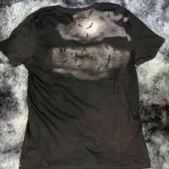 Bat in the moon グラフィック バックプリント Tシャツ