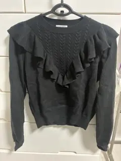 INGNIフリルデザイン 黒 ニットセーター 長袖