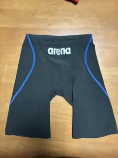 アリーナFINA承認モデル アクアフォースフュージョントライ ハーフスパッツ
