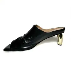 Item thumbnail for item 7ab363f3-4e9b-42f9-8152-c87d0651abdf