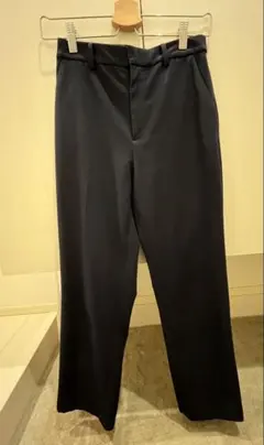 ネイビー スラックス ストレートフィット