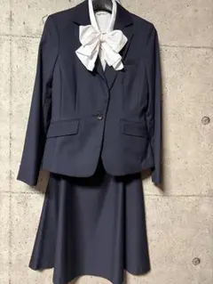 DELEGANT スーツ・フリル付きブラウス3点セット