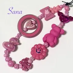 携帯ストラップ　ビーズストラップ　キーホルダー　韓国　ホットピンク　133