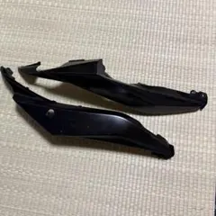 MT-25、YZF-R25 テールカウル　フェンダー　純正のサムネイル