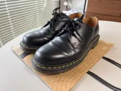 Dr. Martens 3ホール