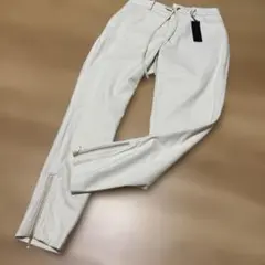 最終値下げ　新品　タグ付き　BARNYARDSTORM パンツ