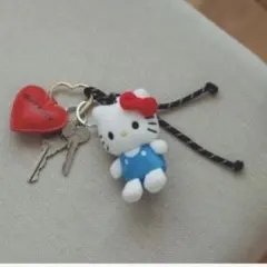 Elura ハローキティ コラボ　チャーム　キーホルダー　マスコット　サンリオ
