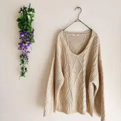 【ムルーア　MURUA 】ベージュ Vネックニット　サイズ【Ｆ】