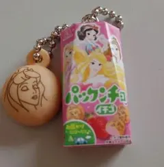 パックンチョ　ミニチュアチャーム　ディズニープリンセス