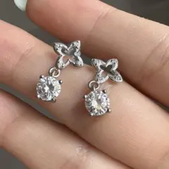 高品質❗️モアサナイト　キラキラ　ジュエリー　ピアス