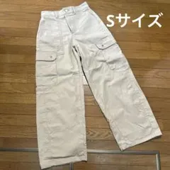 GUパレルレッグカーゴパンツSサイズ　丈標準　ベージュ