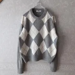 [UNIQLO]グレーとアイボリーアーガイルニットセーターLサイズ
