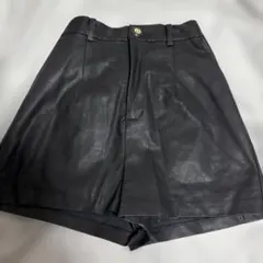 dazzlin ブラックショートパンツ