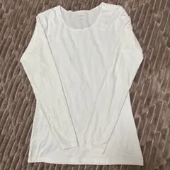 UNIQLO AIRism ロングスリーブ　ホワイト