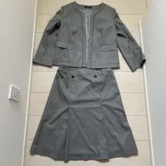 ニューヨーカー　グレー ジャケットとフレアスカートのセット