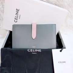未使用級★CELINE セリーヌ 二つ折り財布　ラージストラップウォレットのサムネイル