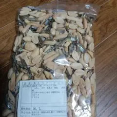 魚入りピーナッツ　アーモンド　いわしのサムネイル