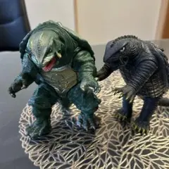 平成ガメラ＆対戦怪獣（バンダイ）ソフビフィギュア７体セット ☆ 【タグ付き】ガメラ と 怪獣 ソフビ 7体 セット バンダイ - メルカリ