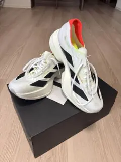 アディダス　アディオスプロ4