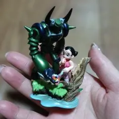 希少 鉄腕アトム ウランとプルートゥ フィギュア